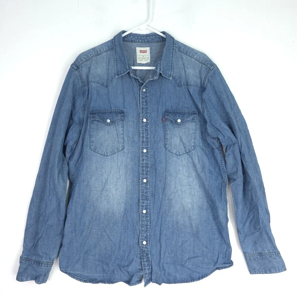 Levi's Denim Chambray Men's XL Western‎ Pearl Snap Shirt Faded Distressed L/S